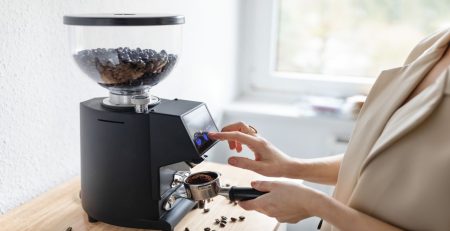 Makinede Filtre Kahve Yapımı